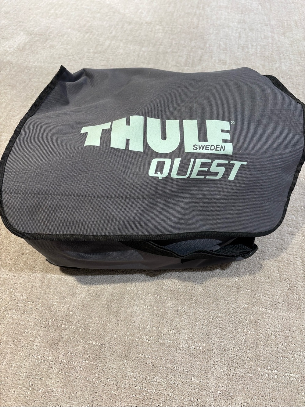 Thule Quest Rooftop Bag - Dark Gray with Light Logo
